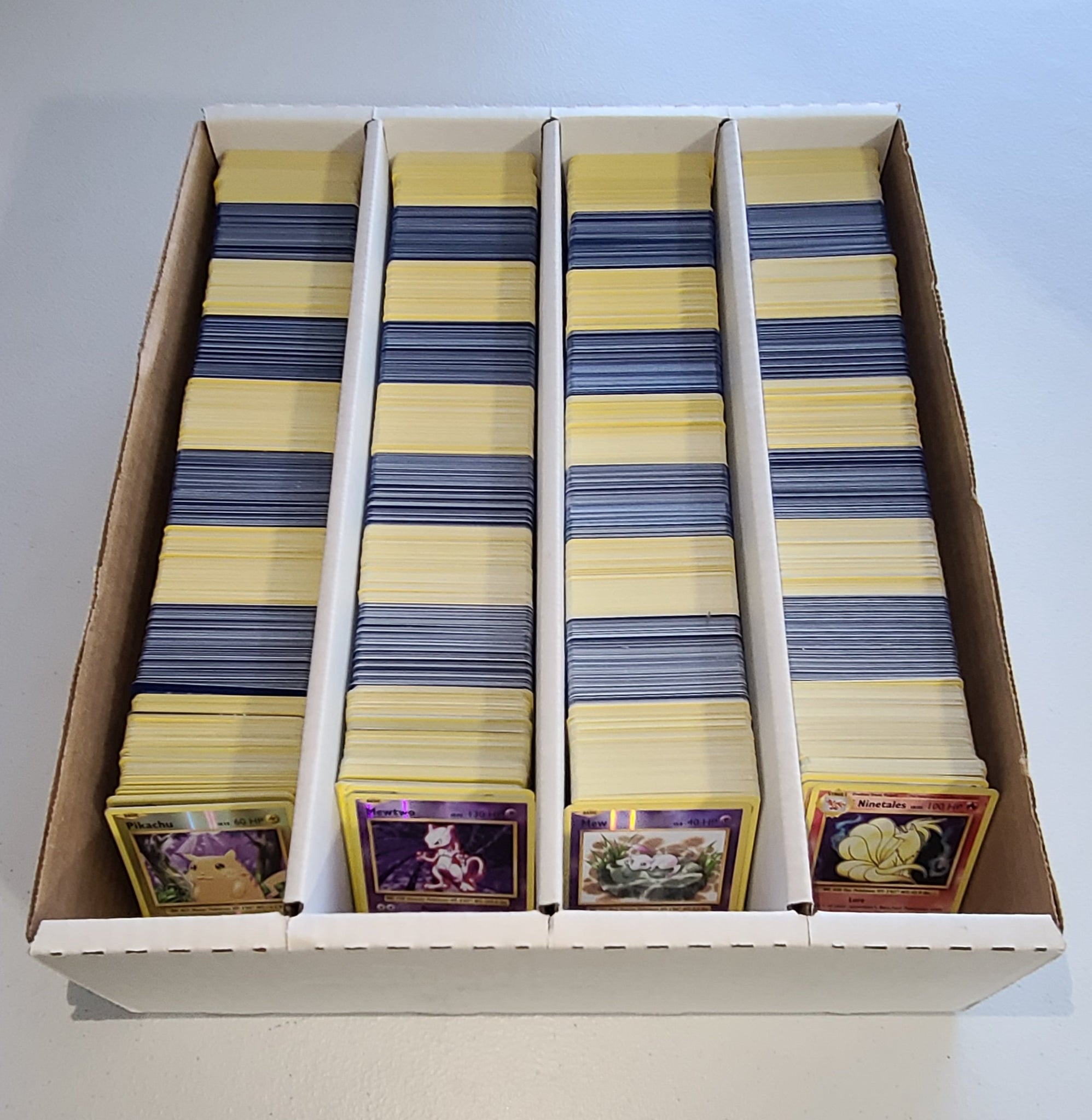 Pokemon TCG: Random Cards from Every Series, 100 Cards in Each Lot